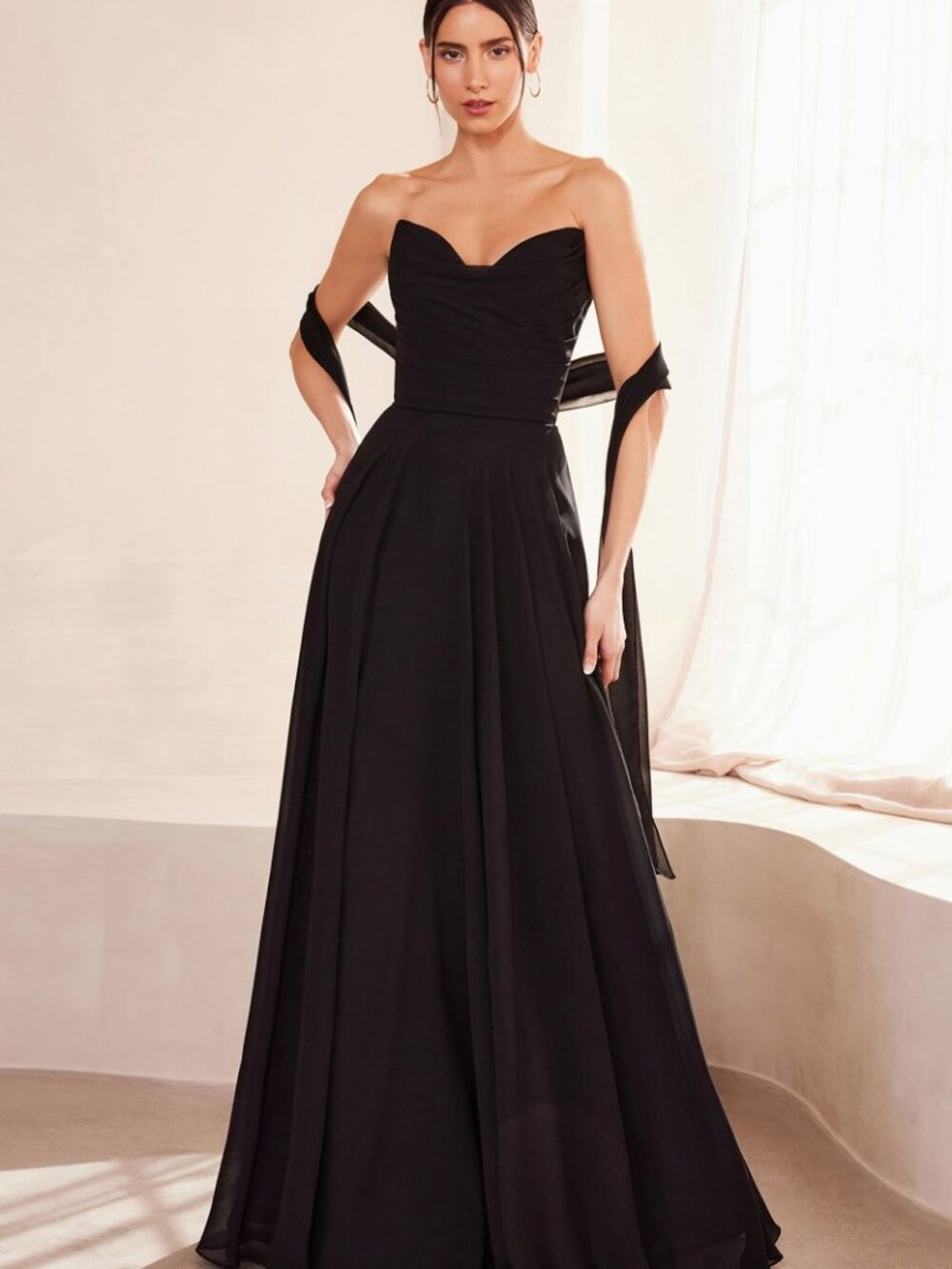 NEW BLACK Evening Gown Floor Length Formal Elegant Stunning T703
